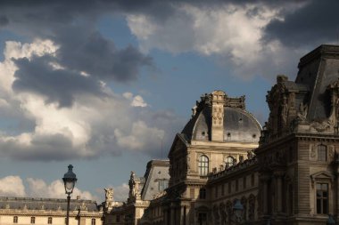 Tuileries bahçesinde Paris