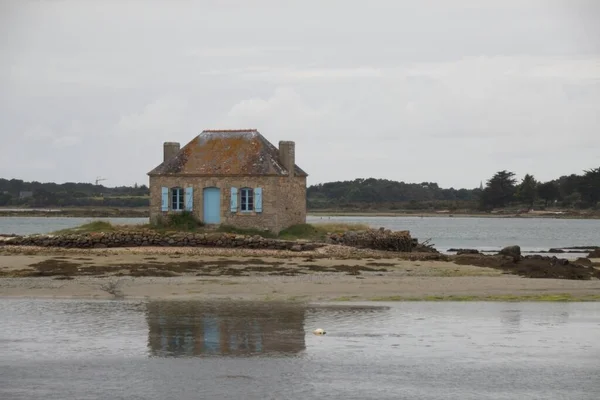 Huis Aan Rivier — Stockfoto