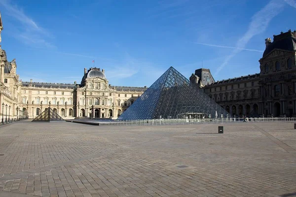 Vista Del Museo Del Louvre París —  Fotos de Stock
