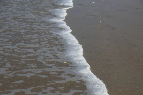 Vlny Pláži — Stock fotografie