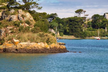 Deniz kıyısının manzarası