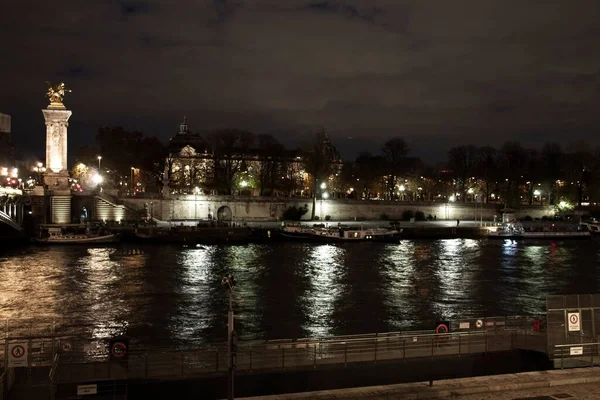 Bro Över Floden Natten — Stockfoto
