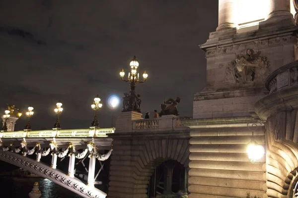 Ponte Sul Fiume Notte — Foto Stock