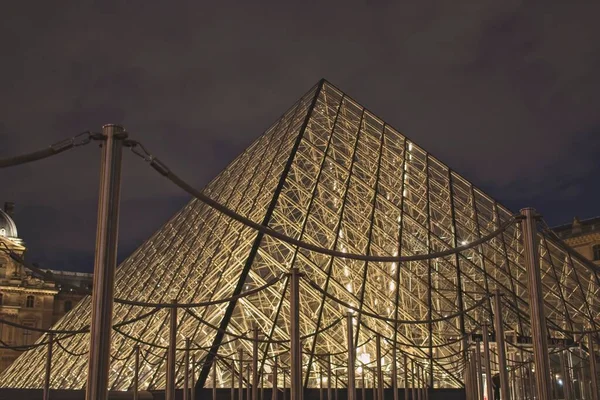 Entrada Louvre Por Noche —  Fotos de Stock