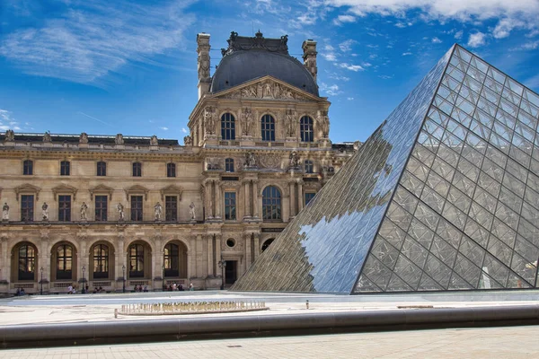 Vista Del Louvre París —  Fotos de Stock