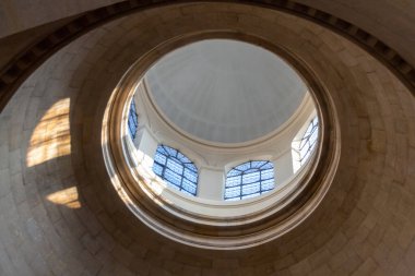 iç katedral
