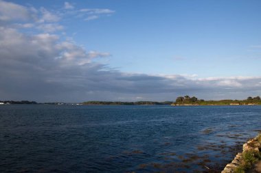 Deniz kıyısının manzarası