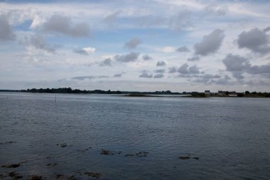 plaj ve deniz manzarası