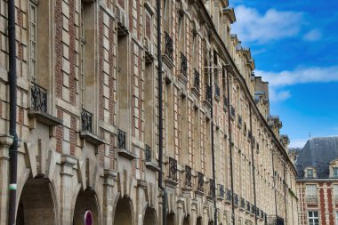 Kırsalda eski bir kale