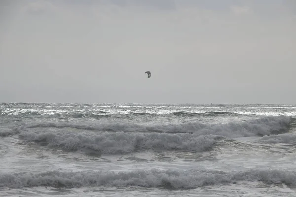 Kite Surfing Atlantickém Oceánu — Stock fotografie