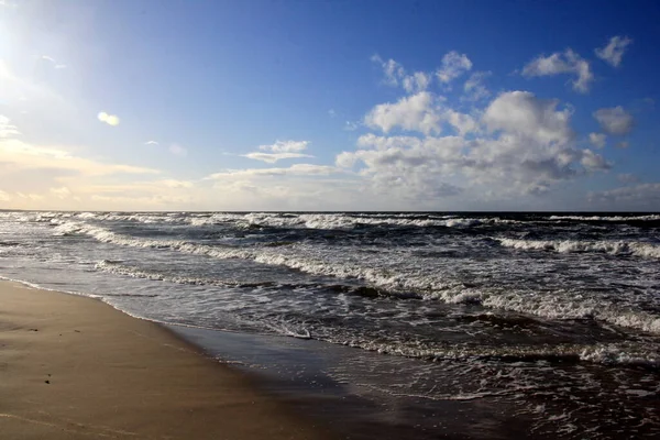 Zeegezicht Tijdens Een Storm Met Grote Golven Carnikava Letland Grote — Stockfoto