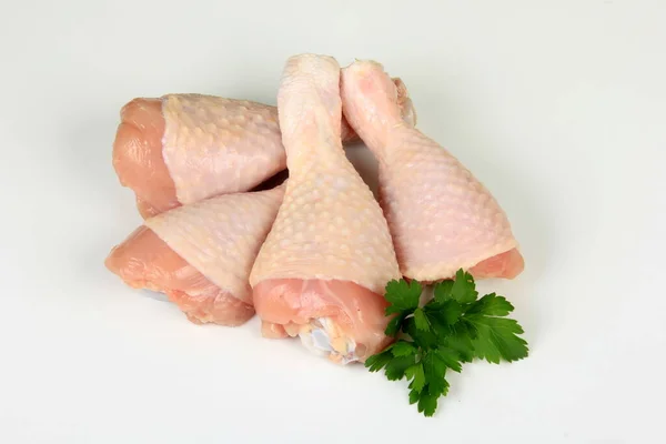 Φρέσκα Μπούτια Κοτόπουλου Απομονωμένα Στο Λευκό Ωμά Πόδια Κοτόπουλου Απομονώνονται — Φωτογραφία Αρχείου