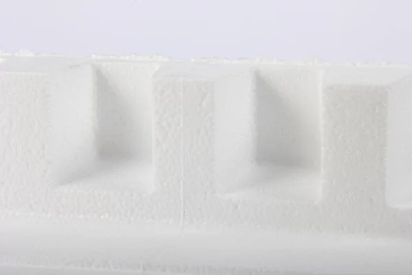 Styrofoam Vellen Van Verschillende Vormen Een Witte Achtergrond Stukken Wit — Stockfoto