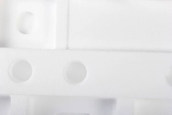 Arkusze Styropianu Różnych Kształtach Białym Tle Kawałki Białego Styropianu Bliska — Zdjęcie stockowe