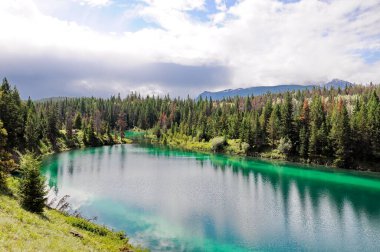 Jasper Ulusal Parkı 'ndaki Beş Göller Vadisi, Alberta, Kanada