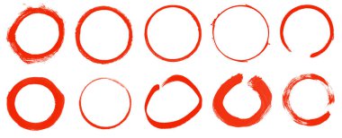 Kalem, fırça ya da kalıptan yapılmış kırmızı renkte 10 ayrı el boyaması daire koleksiyonu