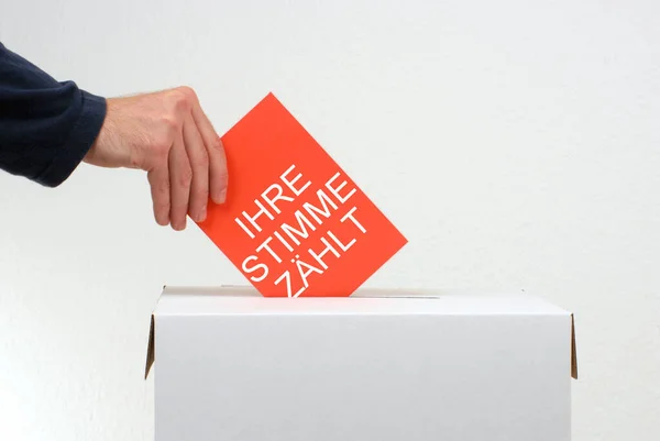 Your Vote Counts German Language Ballot Box Red Envelope — Stock Photo, Image