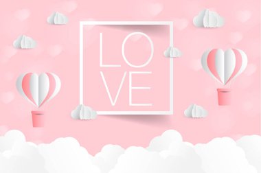 Kalp şeklinde hava balonları mevcut kutularla uçuyor.