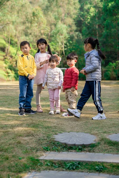 Little Friends Playing Together Park — Stock Photo, Image