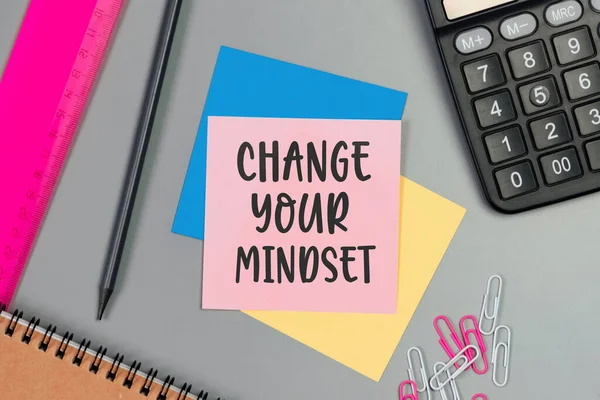 Words Change Your Mindset Written Sticky Note Paper Closeup Personal — Fotografia de Stock