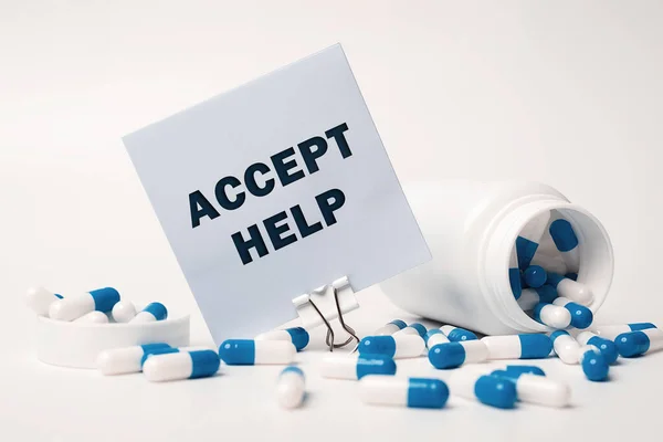 Text Accept Help Written Sticky Note Blue White Pills Spilling — 图库照片