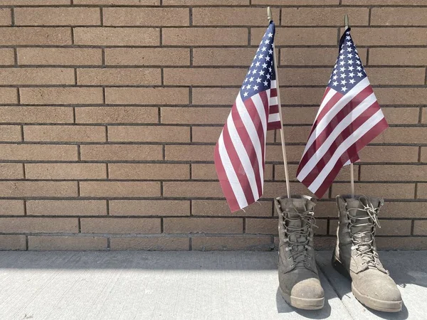 Memorial Day Concetto Giorno Dei Veterani Vecchi Stivali Combattimento Militari — Foto Stock