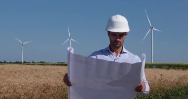 Teknisyen, dönen yel değirmenlerine karşı proje çizimi açtı