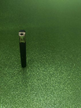 Yeşil Parıltı Dokusunda Daha Açık