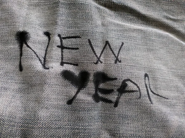 Jean 'in Mürekkebiyle Yeni Yıl Yazıyor