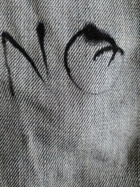 Hayır 'ı Jean' e Mürekkeple Yazıyorum