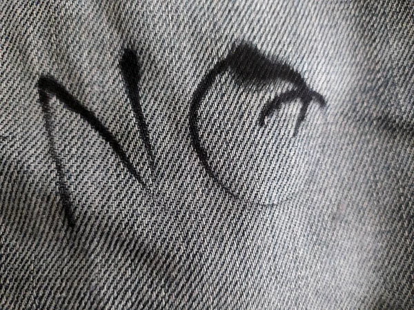 Hayır 'ı Jean' e Mürekkeple Yazıyorum