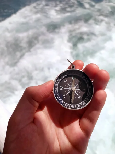 Compass Допомагає Знайти Свій Маршрут — стокове фото