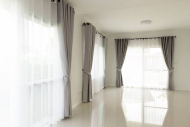 Oturma odasındaki perde iç dekorasyonu