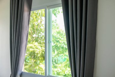 Yatak odasındaki perde iç dekorasyonu