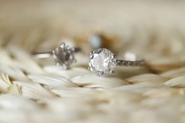 Jewelry Diamond Wedding Rings Close — Stock Photo, Image