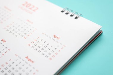 2022 takvim sayfası mavi arka plan iş planlama randevu toplantısı kavramı