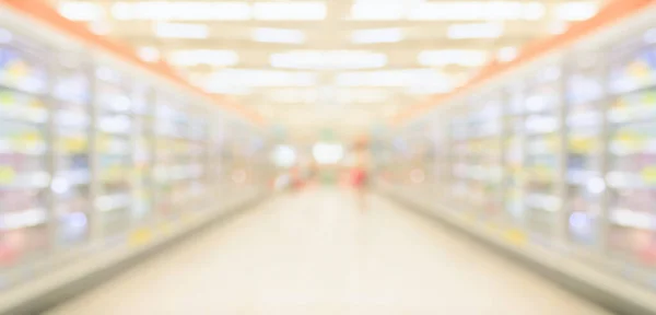 Supermercato Navata Interna Con Frigoriferi Sfondo Sfocato — Foto Stock