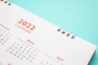 2022 takvim sayfası mavi arka plan iş planlama randevu toplantısı kavramı