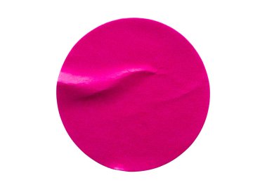 Beyaz arkaplanda izole edilmiş boş pembe yuvarlak yapıştırıcı etiketi