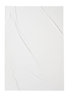 Boş beyaz buruşmuş ve buruşmuş kağıt yapıştırması veya beyaz arkaplanda izole edilmiş poster dokusu
