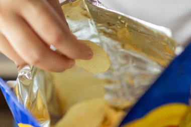 Atıştırmalık patates cipsi.