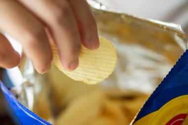 Atıştırmalık patates cipsi.