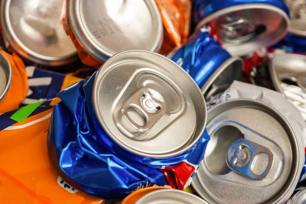 Recycle Aluminum Metal Crushed Can Waste Background — Stock Photo, Image