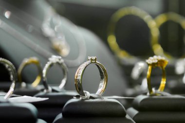 Takı Pırlanta Yüzük Haritayı lüks perakende mağaza pencere ekran vitrin