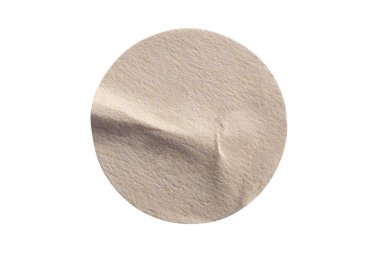 Beyaz arkaplanda izole edilmiş boş yuvarlak kağıt etiketi