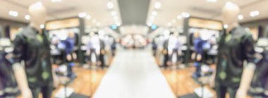 Alışveriş merkezinin arka planının soyut bulanık elbise butik görüntüsü