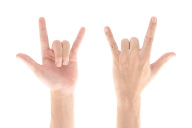 Beyaz arkaplanda izole edilmiş aşk işareti el hareketi, kırpma yolu dahil.