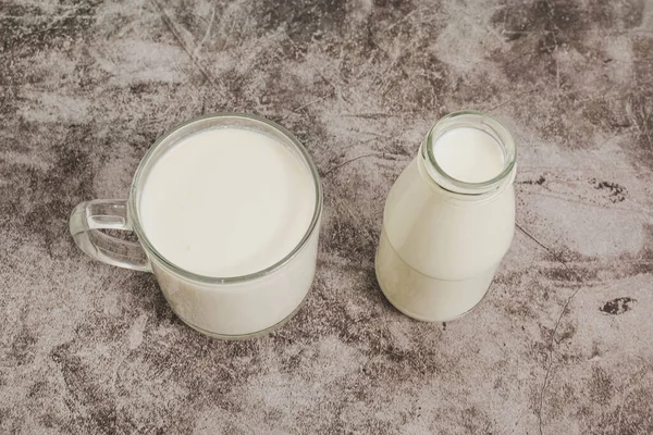 Beverage Liquid Milk White Fresh Natural Glass Bottle Table Drink — Zdjęcie stockowe