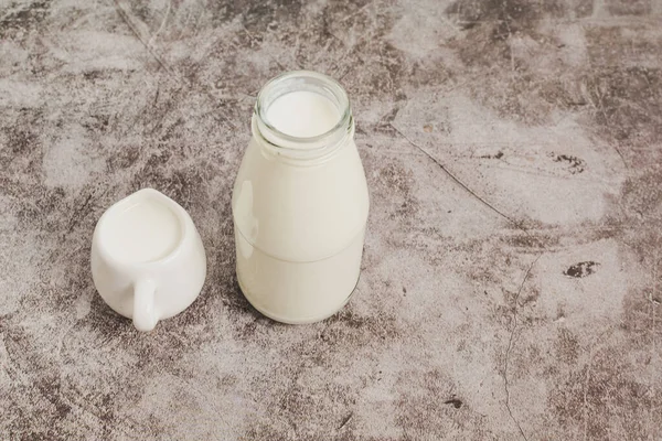 Beverage Liquid Milk White Fresh Natural Glass Bottle Table Drink — Zdjęcie stockowe