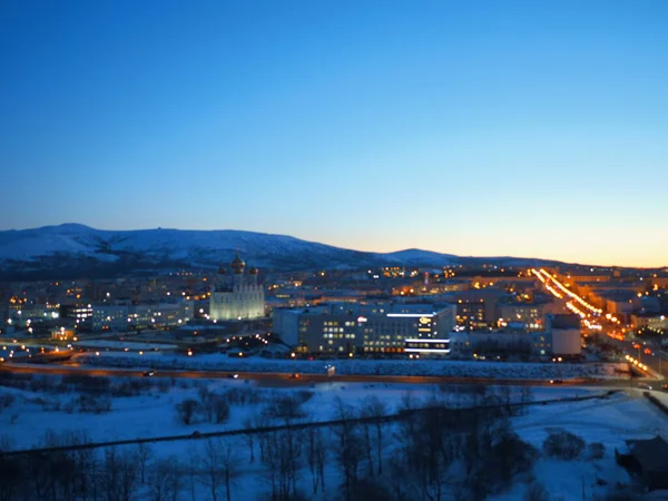 Nigth Norra Staden Vinter Snö Och Halva Kostnaden Fligt Topp — Stockfoto